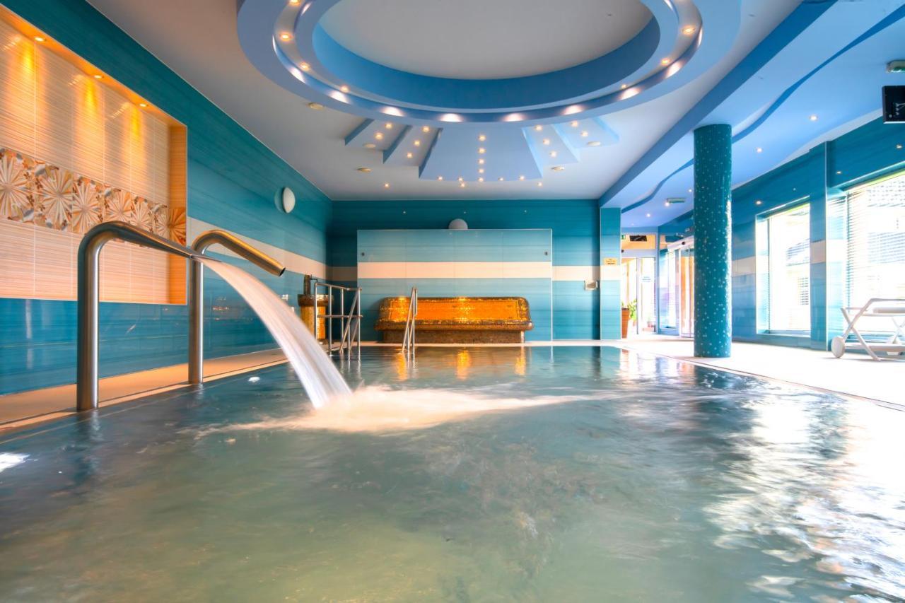 Spa & Wellness Hotel Orchidea Veľký Meder Buitenkant foto